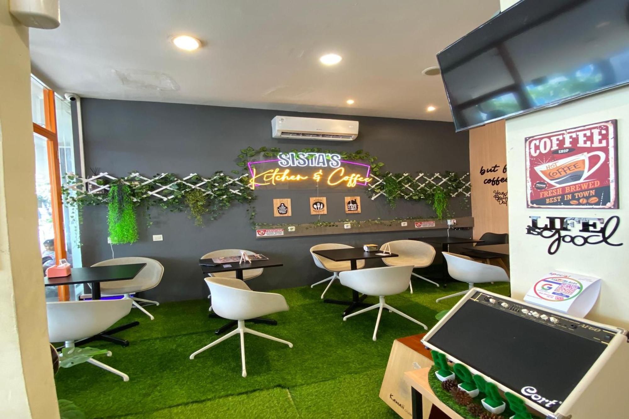 Hariss Inn Bandara Tangerang Buitenkant foto