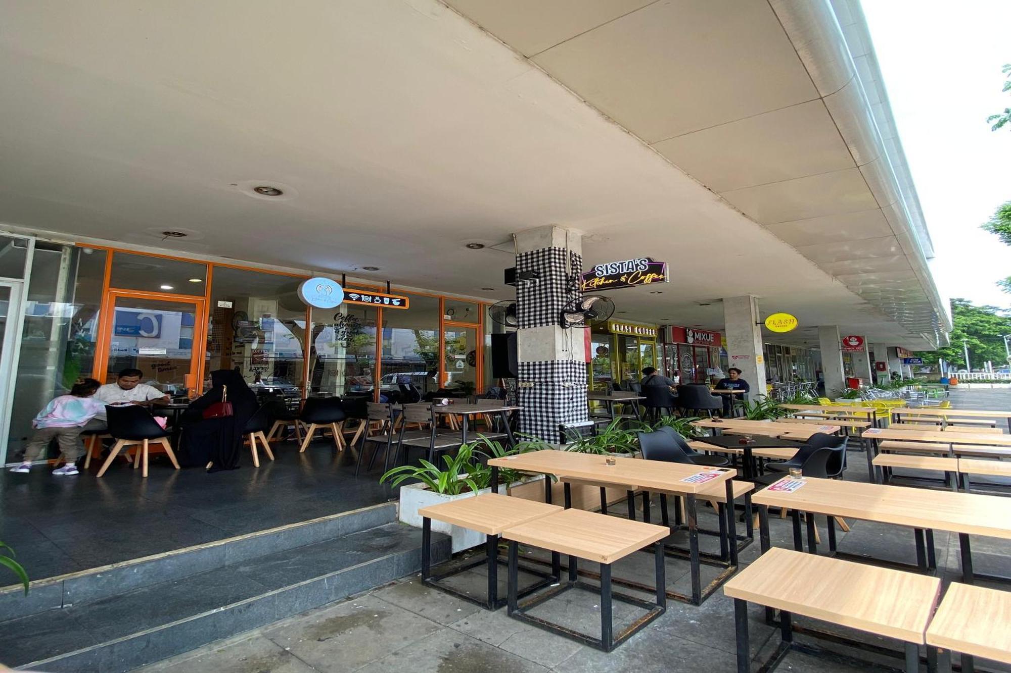 Hariss Inn Bandara Tangerang Buitenkant foto